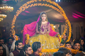 Pakistani Mehndi Entrance Ideas 3 Ideas You Can Totally Do Bride Entry Pakistan Wedding Desi Wedding