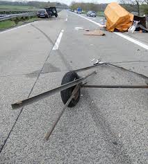Site officiel de l'olympique lyonnais : Pol Ol Verkehrsunfall Auf Der A29 Verursacht Vollsperrung Presseportal