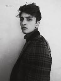 Tom ford fall/winter 2018 women's runway show. Anwar Hadid Is The Cover Boy Of L Officiel Hommes Netherlands Fw17 Issue