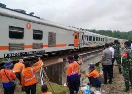 Pasar senen 04.39 datang berangkat purwokerto 17.30 ka serayu malam bumiayu 18.12 18.14 pasar senen purwokerto slawi 19.02 19.08 ka. Kereta Api Archives Portal Beritane Wong Tegal Lan Sekitare