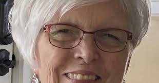 Barbara Bagnall's Instagram, Twitter & Facebook