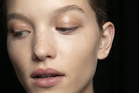 5 Things Anyone Considering Microblading Needs to Know