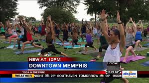 downtown yoga in the park