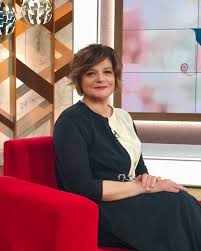 Júlia pinheiro is a 57 year old portuguese tv personality born on 6th october, 1962 in santarém, portugal. Julia Pinheiro Quebra Silencio E Fala Do Estado Saude Da Filha Nacional Flash