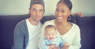 Growing Up Hip Hop S Tee Tee Francis Will Be Getting Married Soon