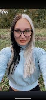 Hey folks of Knoxville If you're interested email  HeartAndHustleTv@gmail.com For more info