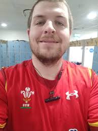 Lovely to meet Annice from St Andrews Parkrun, 🏴󠁧󠁢󠁳󠁣󠁴󠁿 marshalling  by the Blackweir bridge 🏃‍♀️😀🎉 with Laura Coombes