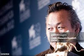 602 Lion Kim Photos & High Res Pictures