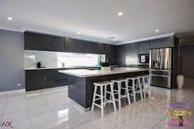 صور تصاميم مطابخ جديدة 2021 Kitchen Design Kitchen Furniture Design Modern Kitchen Interiors