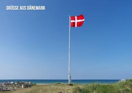 1 wie sieht die dänische flagge aus? Grusse Aus Danemark Flagge Am Meer Urlaubsgrusse Und Spruche Echte Postkarten Online Versenden