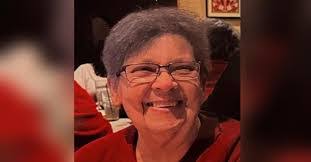 Elizabeth Fulcher's Instagram, Twitter & Facebook