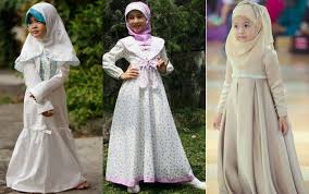 Terkait dengan baju gamis muslim untuk ibu dan anak perempuan modern, banyak sekali modelnya, seperti baju gamis kombinasi batik, baju gamis muslim kombinasi brokat, baju gamis muslim kombinasi kebaya, baju. Model Terbaru Baju Anak Perempuan Gaun Anak Perempuan Baju Anak Pakaian Jelita