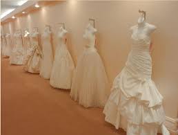 1 2 Price Wedding Dresses At Low S Bridal Formal Appointments Available July 7 Aug 4 Beautiful Wedding Dresses Petite Wedding Dress Wedding Dresses