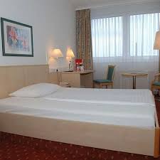 Sie suchen ihren ansprechpartner in schwerin? Hotel Gasthof Zur Guten Quelle Schwerin Trivago De