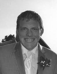 Kelly Gillette's Instagram, Twitter & Facebook