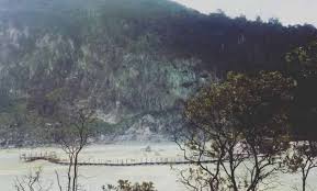Maybe you would like to learn more about one of these? 10 Gambar Kawah Putih Tiket Masuk Jam Buka Lokasi Sejarah Travelingan Net