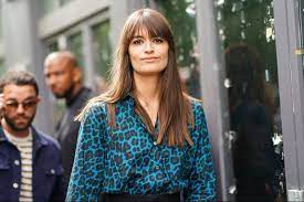 La grenade is a song by french singer clara luciani released in 2018. Clara Luciani Decroche Un Single De Platine Pour La Grenade