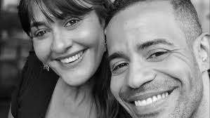 Live com a ex-jogadora de Vôlei e Comentarista Esportiva DULCE THOMPSON.