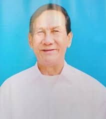 Peb Haiv Zaj yas suab nqua los ntawm pab tub paj nruag Shattered Echo'z  Txiv Kang Vang who are the band members? Please share here. Thanks!  "...hnov nej suab ua kuv quaj