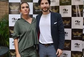 Diecisiete años después de ser injustamente encarcelada, una brillante compositora busca vengarse de los hombres que la hundieron y. Medellin Es Protagonista En La Reina Del Flow El Mundo