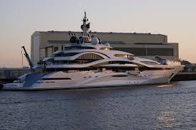 Whether it's beach, nautical or coastal decor, bella coastal has it all! Top 10 Luxury Superyacht Builders Leading Shipyards