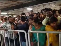 Ikea Stops Hyderabad Huge Rush Traffic Snarls Hyderabad News Times Of India