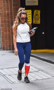 Mafs' kerry speaks about her divorce. Married At First Sight Bride Kerry Knight Shows Off Her Phenomenal Figure In Very Tight Leggings