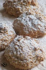 Brutti E Buoni Biscuits Italiens Biscuit Italien Recettes Biscuits Italiens Desserts Italiens