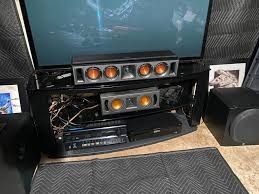 Customer Reviews: Klipsch Reference R-34C Center channel speaker at  Crutchfield