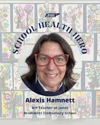 Jonathan Tinker's Instagram, Twitter & Facebook