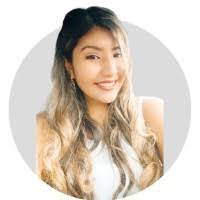 Geraldine Bueno's Instagram, Twitter & Facebook