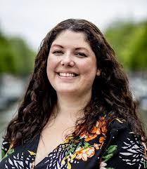 Maria Phelan's Instagram, Twitter & Facebook