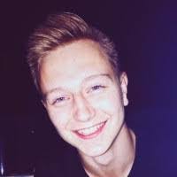 Sarah Lesher's Instagram, Twitter & Facebook