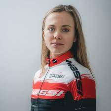 In her first season as a junior in 2016, lecomte became french champion and won several races of the coupe de france de vtt. Lecomte Loana