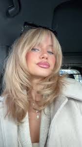 Chanel Sullivan's Instagram, Twitter & Facebook