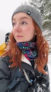 Hey, I'm Maura! Let's be friends 👋👩🏻‍🦰🥾 #outdoorsygals #redhead #...