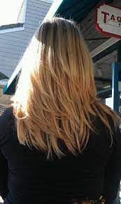 12 Pretty Layered Hairstyles For Medium Hair Popular Haircuts Hair Styles Long Hair Styles Hair Lengths