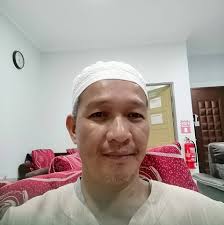 Is the Niah Caves walk path fixed and are the caves open?