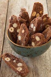 Croquants Noisettes Et Chocolat Une Declinaison Delicieuse Du Celebre Biscuit Provencal Recette Biscuits Recette Biscotti Recettes De Biscuits Italiens