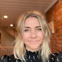 100+ perfiles de «Emberland»