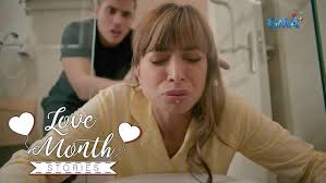 Puking challenge!!! Mom vs girlfriend