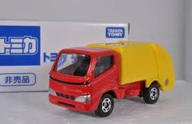 tomica 46 toyota dyna japan refuse gatbage truck not for sale rare toyota dyna toyota old classic cars