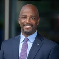 Lisa Teti's Instagram, Twitter & Facebook