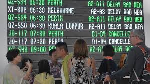 Kartun itu menggambarkan presiden turki tersebut menyingkap baju seorang perempuan berjilbab. Daftar Negara Yang Terapkan Travel Ban Akibat Virus Corona