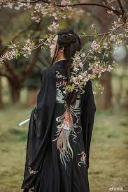 汉服 如梦见汉服摄影 花间l 妆造 噬段出镜 参商 是小朱啊 28 03 2020