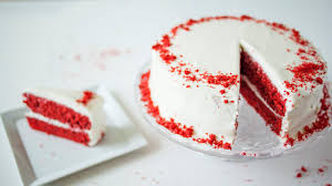 Remove the meringue to another bowl and add egg yolks to the mixing bowl. Rezept Sahne Frischkase Frosting Fur Cupcakes Oder Torten Youtube