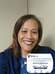 premiostacariguadeoro Hoy, los destacados doctores Aldana, un dúo  comprometido con la salud mental, recibirán el prestigioso premio Tacarigua  en su primera edición, siendo nominados como Psicóloga y Psiquiatra del  Año. Este reconocimiento