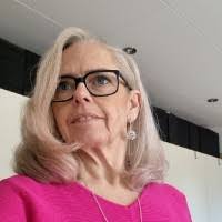 Karin Dickens's Instagram, Twitter & Facebook