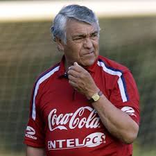 Tras la tragedia de green cross , la edición de 1961 cambió su nombre a copa chile green cross a modo de conmemoración. Hernan Godoy Vs Jose Sulantay La Cuarta