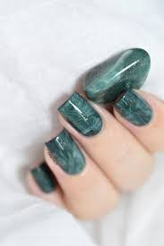 Decorating Nails Is An Incredible Art But Have You Ever Wondered How Such A Small Canvas Can Look So Creative And How Big I Nails Nail Polish Nail Art Designs